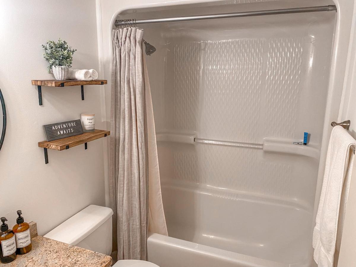 Ski-In Ski-Out Luxury Condo With Hot Tub And Pools سنوشو المظهر الخارجي الصورة